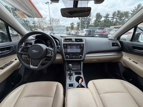 Used 2019 Subaru Outback 3.6R Limited AWD/4WD image 11