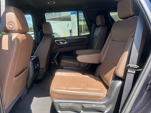 Used 2023 Chevrolet Tahoe High Country AWD/4WD image 7