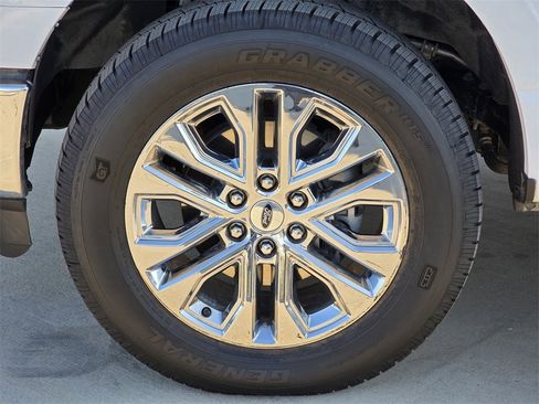 Used 2024 Ford F150 Lariat w/ Bed Utility Package image 8