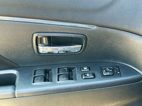 Used 2020 Mitsubishi Outlander Sport ES FWD image 20
