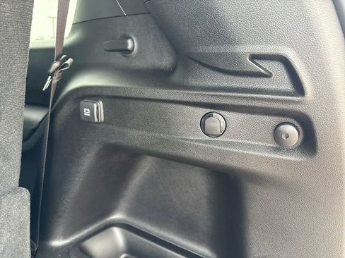 Used 2024 Jeep Grand Cherokee L Limited image 13