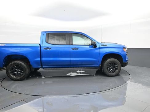 Used 2024 Chevrolet Silverado 1500 Custom Trail Boss w/ LPO, Dark Essentials Package AWD/4WD image 4