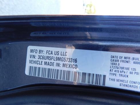 Used 2021 RAM 2500 Laramie AWD/4WD image 9