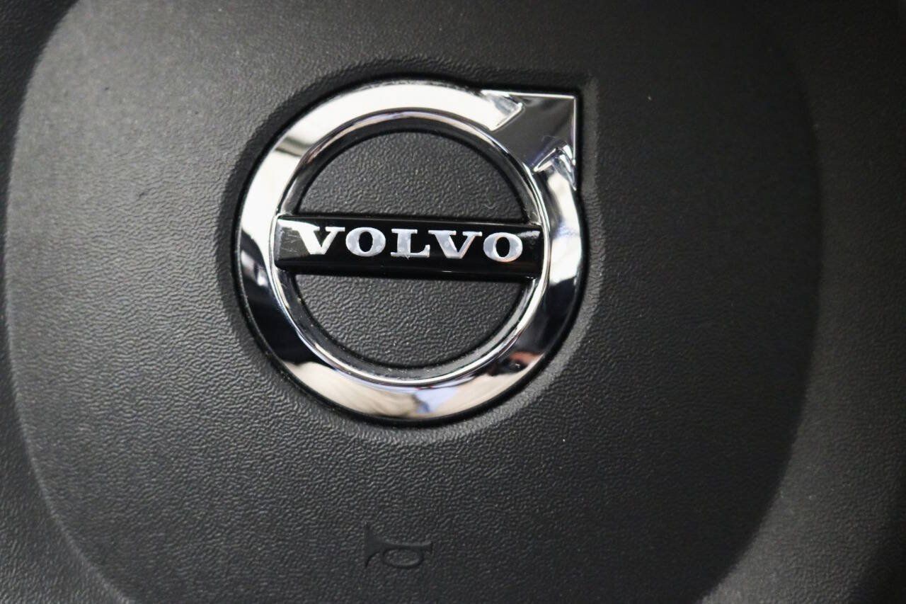 Used 2024 Volvo S60 B5 Plus FWD image 43