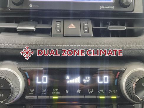Certified 2020 Toyota RAV4 XLE Premium AWD/4WD image 23