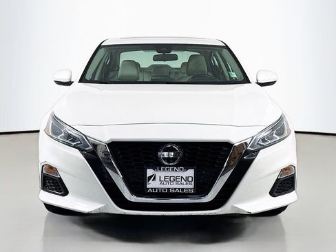 Used 2022 Nissan Altima 2.5 SV w/ SV Premium Package image 2