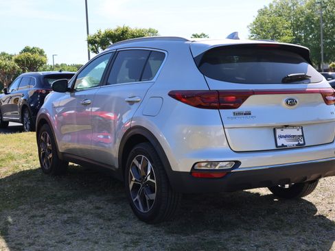 Used 2020 Kia Sportage EX image 5