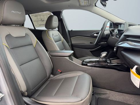 New 2026 Chevrolet Trax ACTIV w/ Sunroof Package image 15