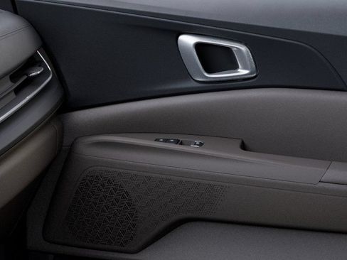 New 2026 Kia Carnival EX FWD image 25
