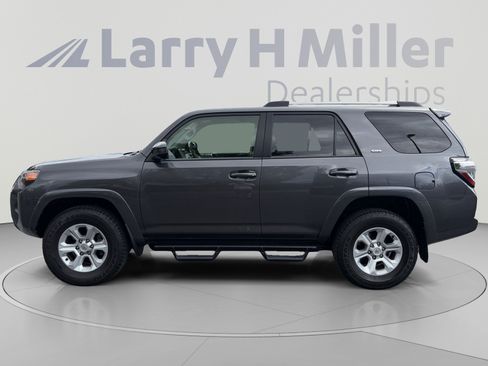 Used 2023 Toyota 4Runner SR5 AWD/4WD image 2