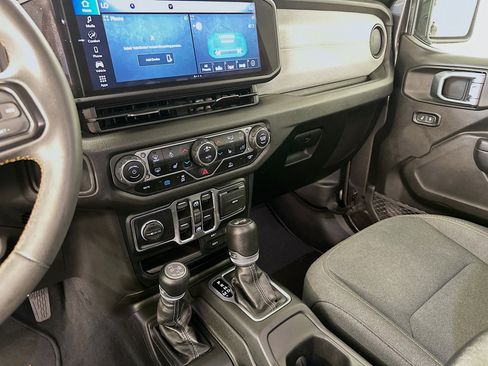 Used 2024 Jeep Wrangler Sport S w/ Convenience Group image 25