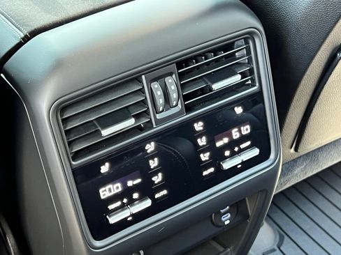 Used 2022 Porsche Cayenne Turbo GT AWD/4WD image 20