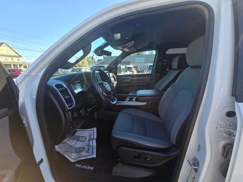 Used 2023 RAM 1500 Big Horn AWD/4WD image 12