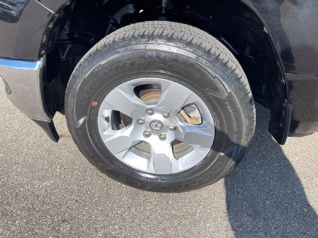 Used 2023 RAM 1500 Big Horn AWD/4WD image 21