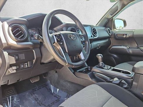 Used 2023 Toyota Tacoma TRD Off-Road AWD/4WD image 9