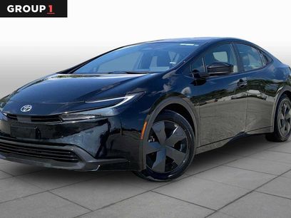 Used 2025 Toyota Prius LE