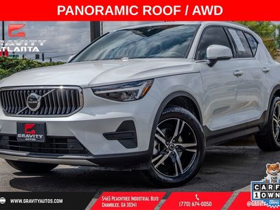 Used 2025 Volvo XC40 B5 Core