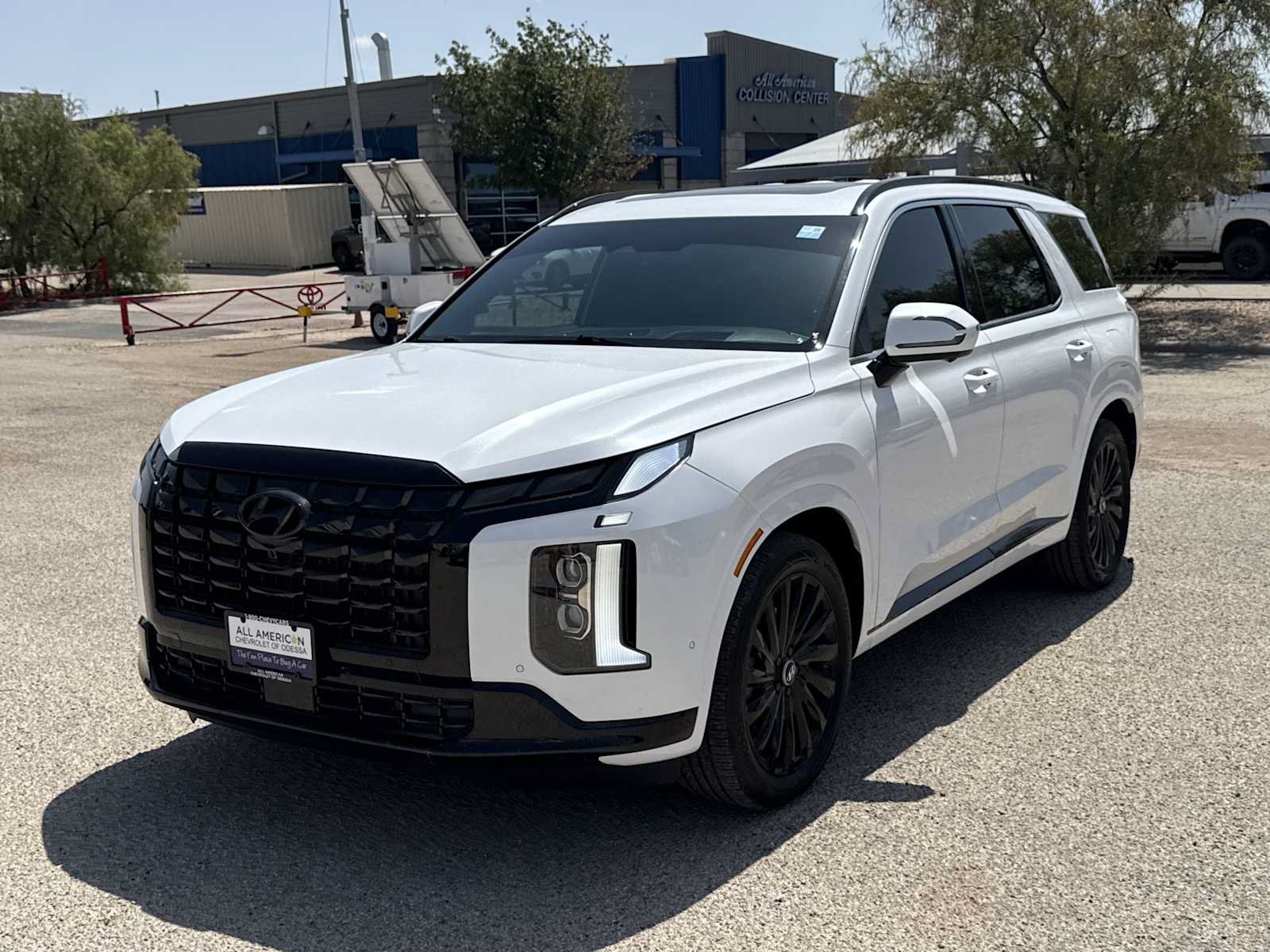 Used 2025 Hyundai Palisade Calligraphy AWD/4WD image 4