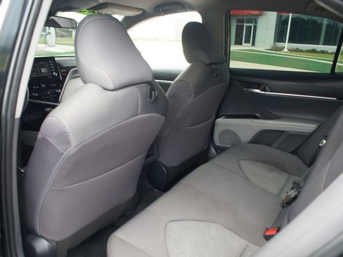 Used 2023 Toyota Camry LE FWD image 13