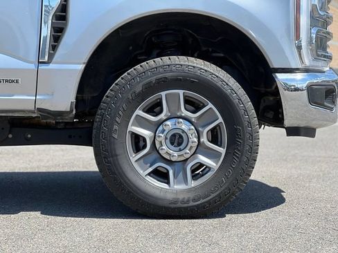 Used 2024 Ford F250 Lariat AWD/4WD image 10