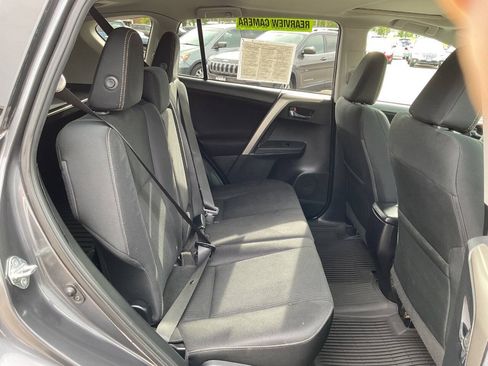 Used 2014 Toyota RAV4 XLE AWD/4WD image 30