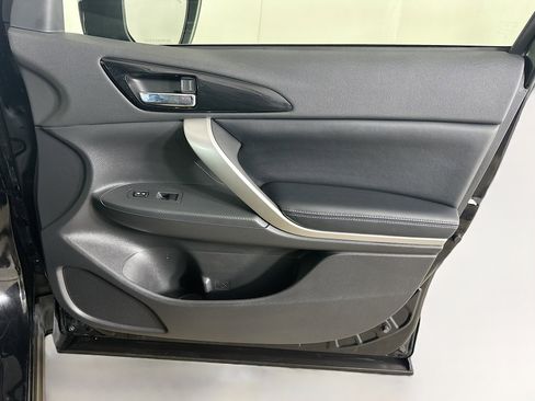Used 2025 Mitsubishi Eclipse Cross SE AWD/4WD image 33