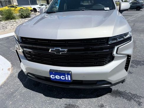 Used 2023 Chevrolet Tahoe RST image 3