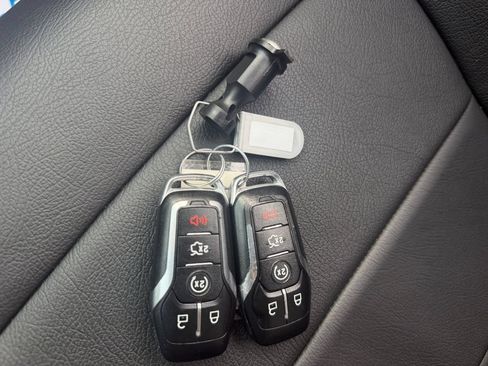 Used 2017 Ford Mustang GT RWD image 27