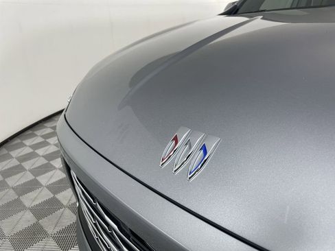 Used 2025 Buick Enclave Preferred image 30