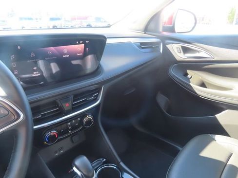 Used 2024 Buick Encore GX Sport Touring w/ Advanced Technology Package image 33