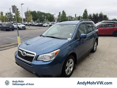 Used 2015 Subaru Forester 2.5i Premium AWD/4WD image 3