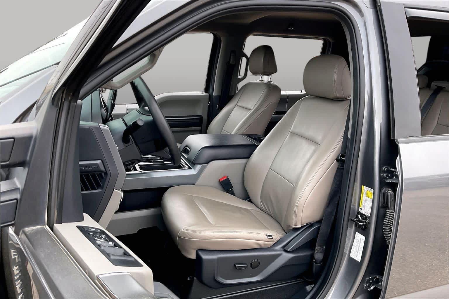 Used 2022 Ford F250 XLT w/ XLT Premium Package AWD/4WD image 8