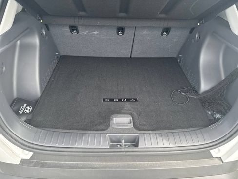 Used 2025 Hyundai Kona SEL FWD image 12