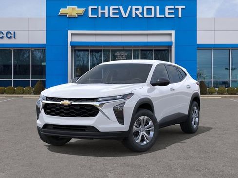 New 2026 Chevrolet Trax LS FWD image 6