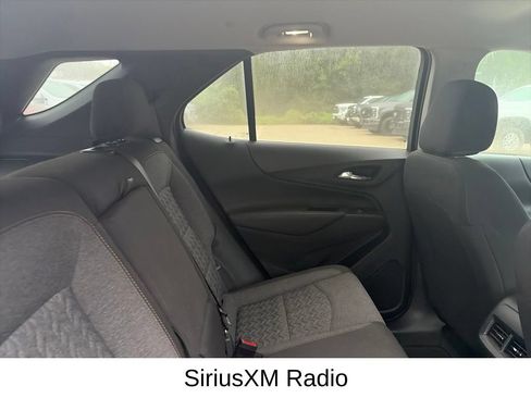 Used 2022 Chevrolet Equinox LT AWD/4WD image 13