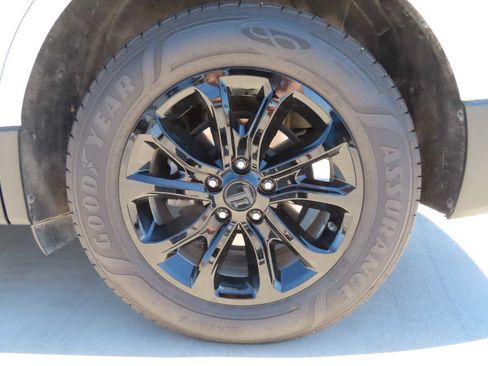 Used 2021 Chevrolet Equinox LT AWD/4WD image 9