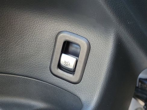 Certified 2022 Mercedes-Benz GLC 300 4MATIC Coupe image 29