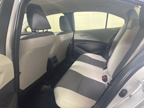 Used 2025 Toyota Corolla LE FWD image 12