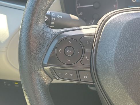 Certified 2023 Toyota Corolla Cross L image 25