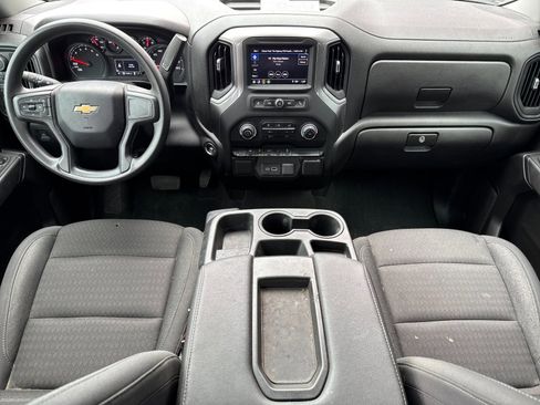 Used 2024 Chevrolet Silverado 1500 Custom image 12
