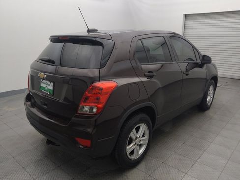 Used 2020 Chevrolet Trax LS w/ Tint and Cruise Package image 9