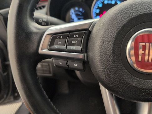 Used 2018 FIAT 124 Spider Classica RWD image 29