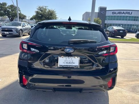 Used 2025 Subaru Impreza 2.0i AWD/4WD image 4