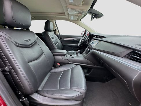 Used 2019 Cadillac XT5 Luxury image 20