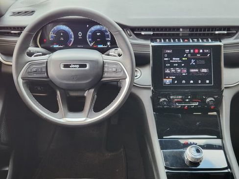 Certified 2023 Jeep Grand Cherokee L Laredo AWD/4WD image 25