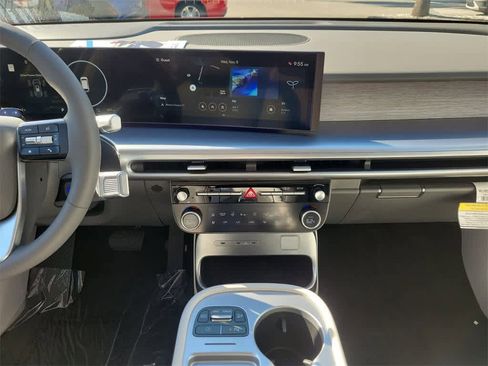 New 2026 Hyundai Ioniq 9 SEL image 18