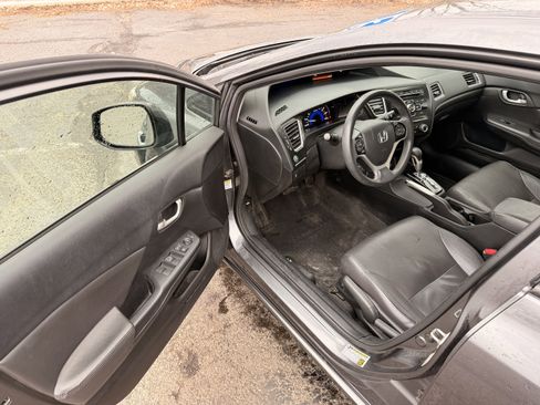 Used 2013 Honda Civic LX image 10