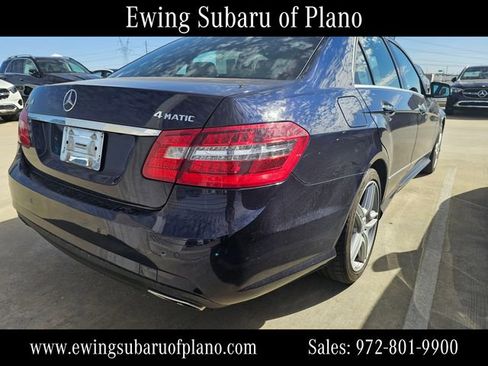 Used 2012 Mercedes-Benz E 550 4MATIC Sedan image 4