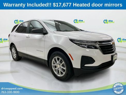 Used 2023 Chevrolet Equinox LS w/ LS Convenience Package image 3