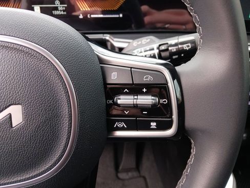 Used 2025 Kia Sorento S w/ Panoramic Sunroof Package image 17